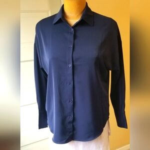 Sucolan Like New Navy Blue Button-Up Shirt, size L